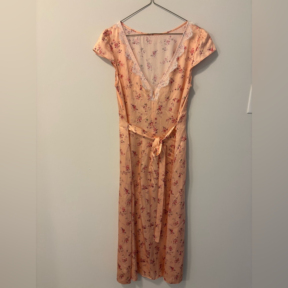 Reformation 100% Silk Peach Floral Midi Dress with Lace Collar - Picture 2 of 8